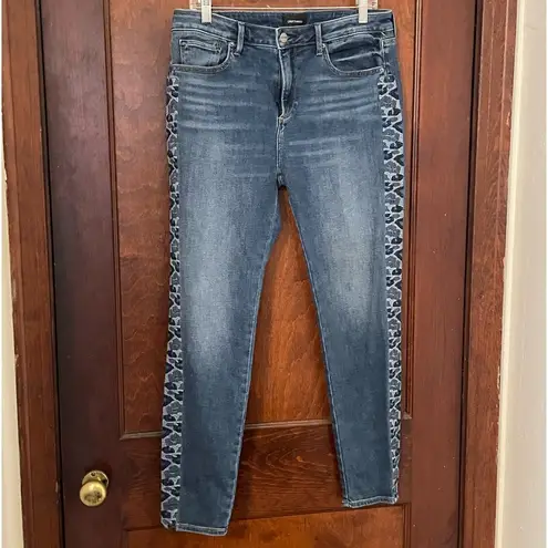 Driftwood Sundance  Jackie High Rise Embroidered Jeans Size 30