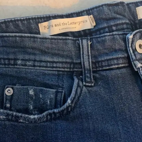 Pilcro and the Letterpress Pilcro size 28 slim boyfriend shorts Anthropologie denim jean distressed