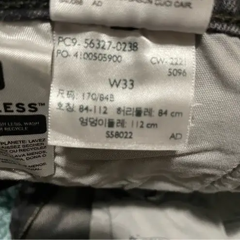 Levi's NWT Levi’s 501 Button Fly Cut Off Faded Black Jean Shorts Size 33 Raw Hem‎