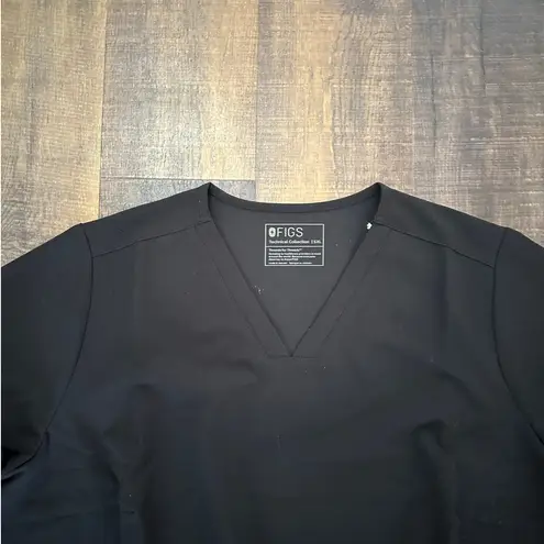 FIGS NWOT Casma Three-Pocket Scrub Top Black Size 5XL