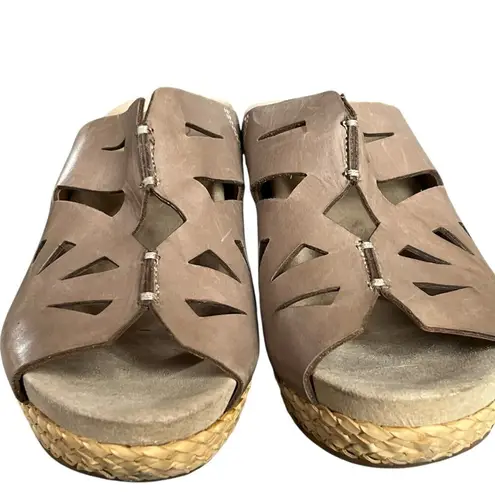 Earthies Setina Wedge Sandal Women 11 Taupe Leather Laser Cut Platform Boho Chic Brown