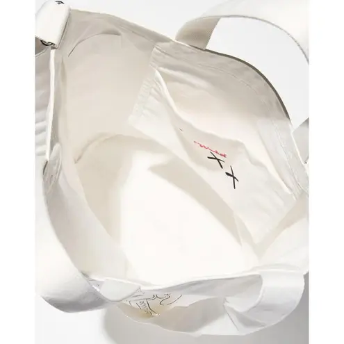 Uniqlo  KAWS + Andy Warhol 2-Way Tote Bag in Off White thumbnail 3