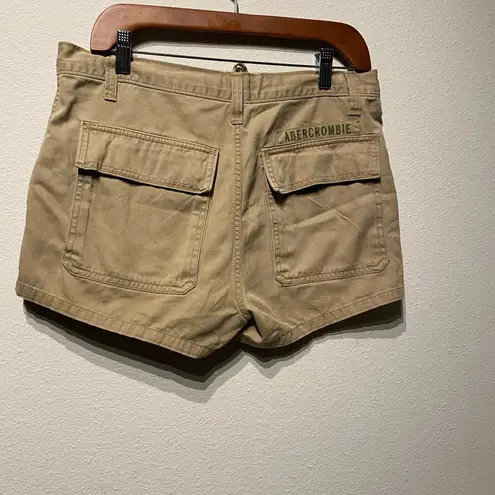 Abercrombie & Fitch  women’s carton color short - Image 3