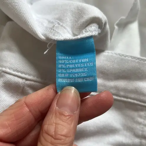 J. McLaughlin White Straight-Leg sailor styled jeans. Size 2