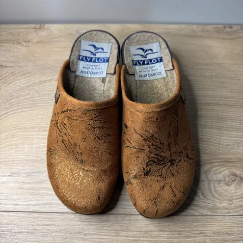 Fly Flot Comfort Clogs Womens 5.5 37 Brown Embossed Slip On Italy Anatomic Mule