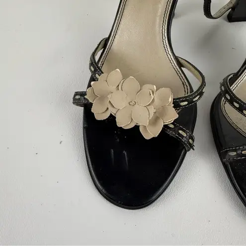 Vintage Fioni Black and Cream Floral Heels Size 8