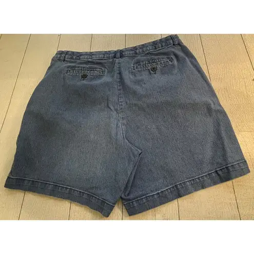 kim rogers Women's Blue Denim Bermuda Shorts Size 16