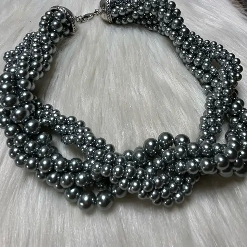 Faux pearl gray cluster layered chunky statement necklace