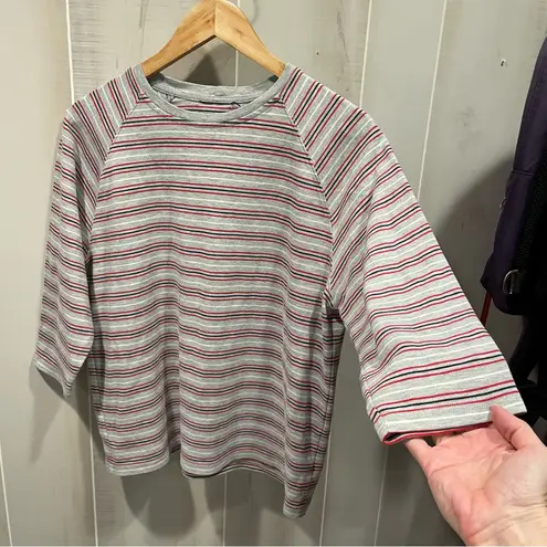 Source Unknown Cute Classic gym gray varsity stripe medium weight top vintage? 90s