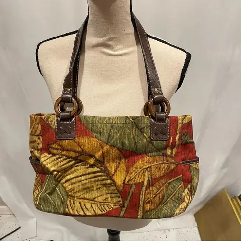 Relic Y2K woven vegan leather leaves colors wood accents zip top purse