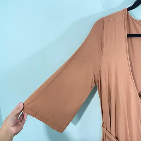 Caden Lane Maternity Postpartum Breast Feeding Bamboo Short Sleeve Wrap Dress Brown Size M