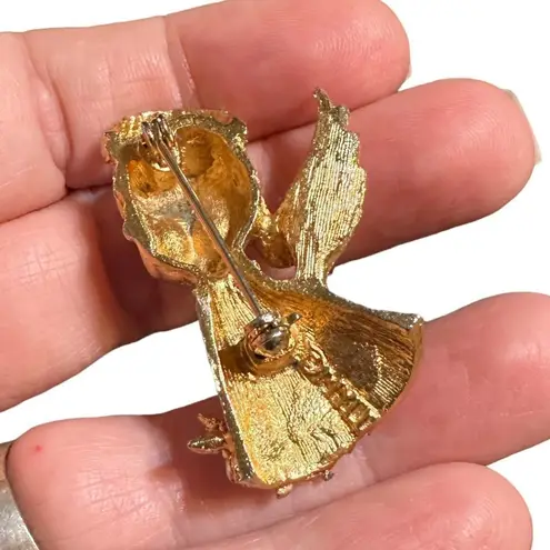 Vintage Lot Christmas Pins MYLU Cherub, Avon Christmas Basket, Stick Pin Plus