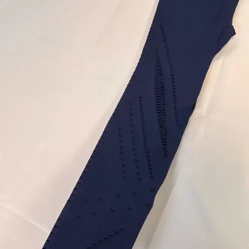 Victoria Sport Tight Navy Blue Leggings with Cutout Design Women’s Size Small