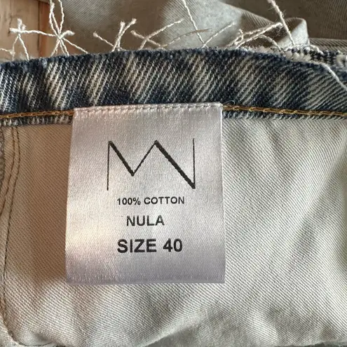 The MANNEI Low Rise Distressed Frayed Wide Leg Jeans
FR 40 Button Fly Blue Size 28
