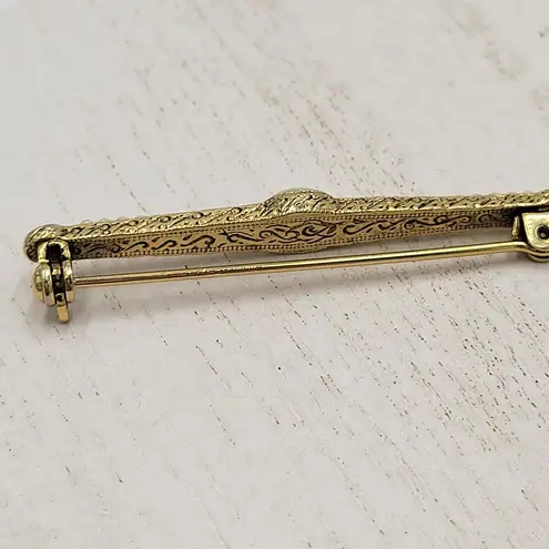 The Bar Vintage Faux Pearl Brooch Pin Gold Tone Victorian Revival Art Deco