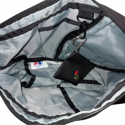 AmeriBag Healthy Back Black Nylon Slingpack Bag