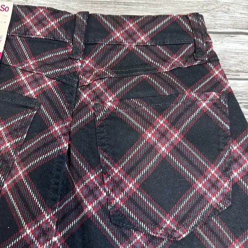 SO Women's Exposed Full Zip High Rise Mini Skirt Plaid Black Burgundy 3 26W Knee Size undefined