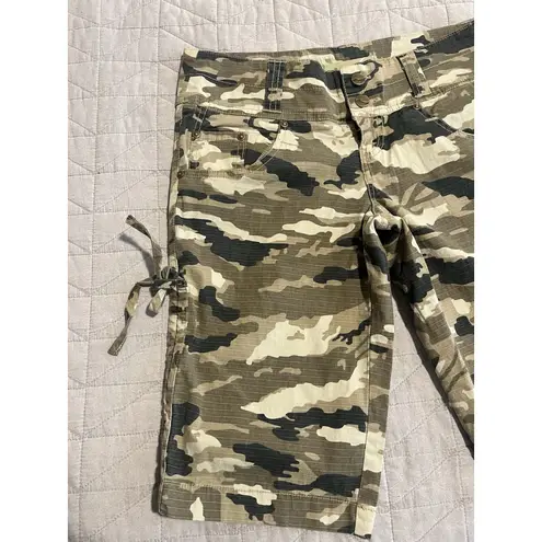 Nori Bermuda Tactical Shorts Womens Juniors Size 3 Brown Black Camo Stretch