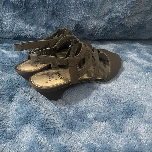 Impo Eduvina Sandal | Size: 7M