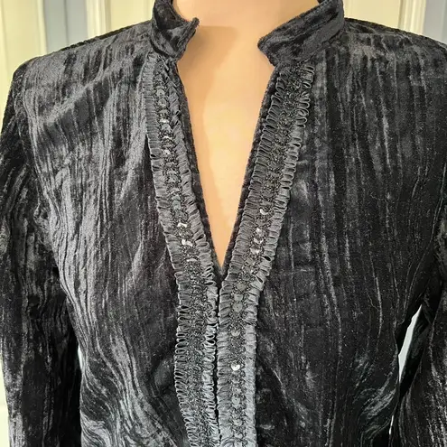 Unique spectrum Black Velvet V Neck Ruffle Sequin Accent Top Witchy Whimsigoth Vampy