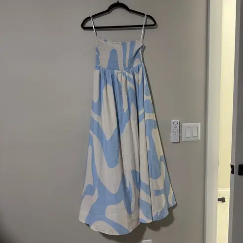 Petal and Pup  Nesta Maxi Dress Size Small