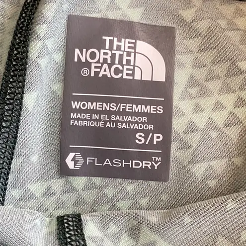 The North Face  Flash Dry Crop Leggings Green triangle size small