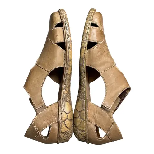 Josef Seibel Resalie 03 Camel Capri Sandal Size 10 Brown
