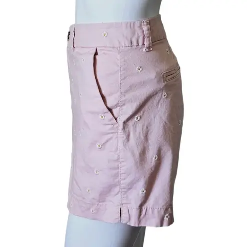 Old Navy  Pink Pastel Daisy Embroidered Everyday Flat Front Shorts Size 10