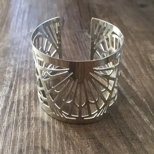 4/$15 Set of 3 Cuff Bracelets Gold