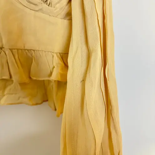 Farm Rio Pleated Peplum Top in Beige Size Medium