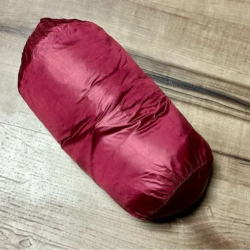 Red Puffer Jacket Packable. Size XL