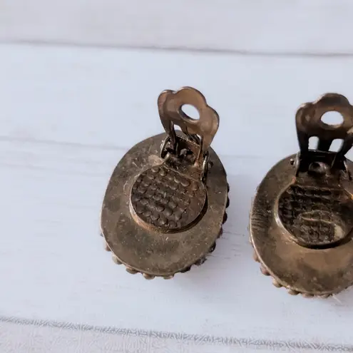 Vintage Clip On Earrings Patterned Oval