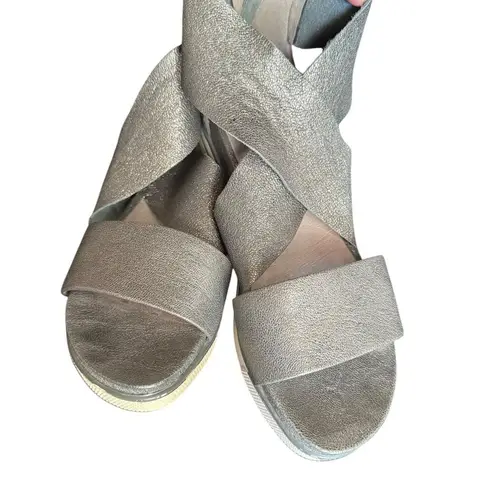 Eileen Fisher  leather platform silver sandals sz 8 strappy open toe ankle zip