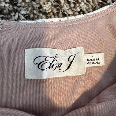 Eliza J White Floral Lace Overlay Sleeveless Cocktail Dress