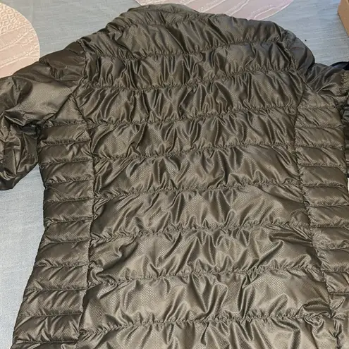 Athleta  goose down size medium puffer coat