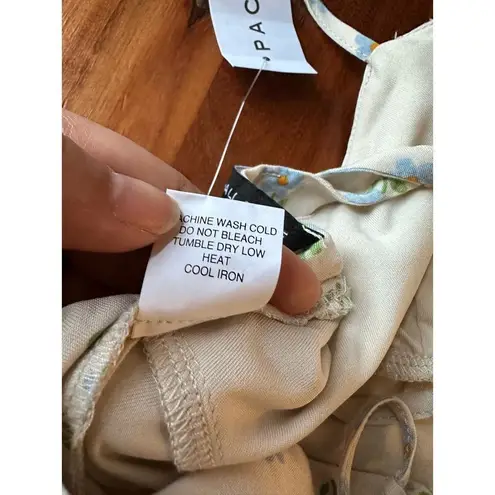 PacSun  Kendall & Kylie Size M Handkerchief Crop Top Tie Back Yellow Ditsy Floral