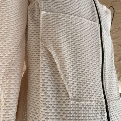 Koral Activewear Bare Knuckle Netz cream zip up athleisure jacket size M medium