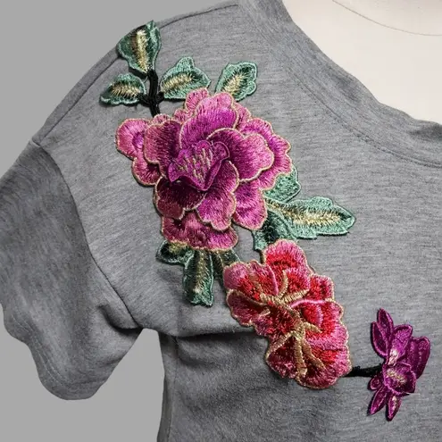 potter's pot gray floral applique t-shirt dress size small