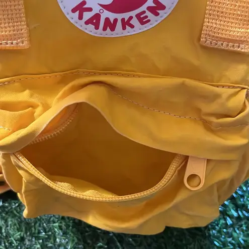 Fjallraven Kanken Dark Yellow Backpack