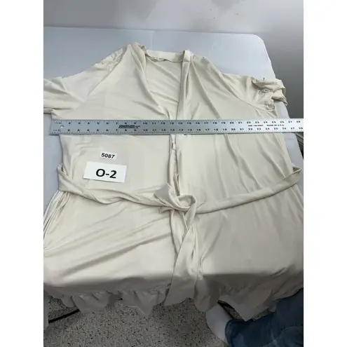 Womans Berkshire Homewear Bath Robe XL Crème Wrap Belted Ruffle Hem