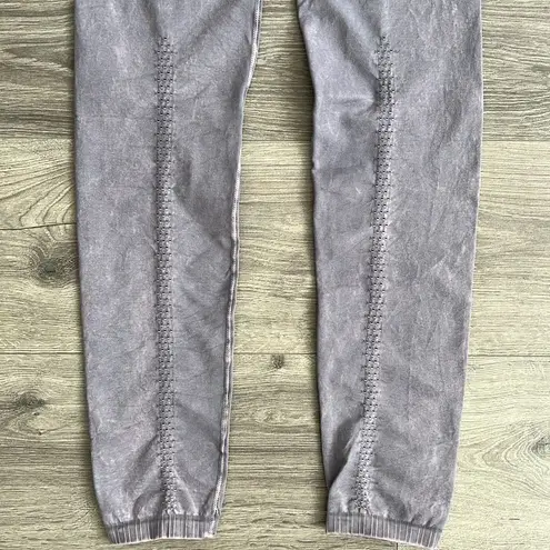 Free People  Movement Good Karma Legging Washed Grey Purple Medium / Large