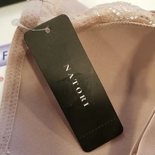 Natori ππ Feathers Underwire Contour Bra ~ 32D Pink NWT