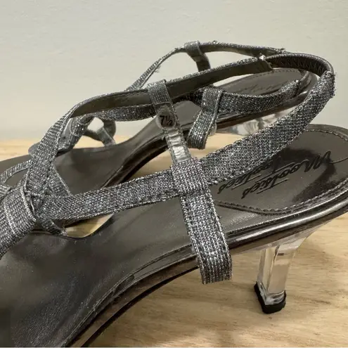 Mootsies Tootsies Black & Silver Floral Foot Clear Heels 7.5