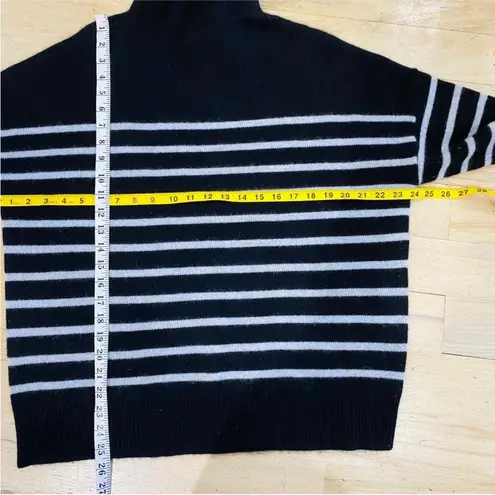 Magaschoni 100% cashmere mock neck black with gray stripes NEW