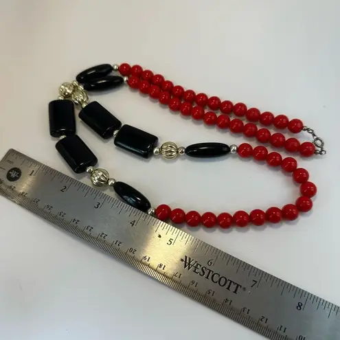 Red black and gold tone long beaded vintage necklace