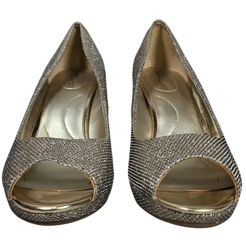 Bandolino Gold Metallic Glitter Peep Toe Platform High Heel Dress Shoes 10M