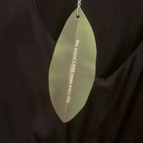 Farm Rio Black Heart Neckline Smocked Detail Mini Dress Size S NWT