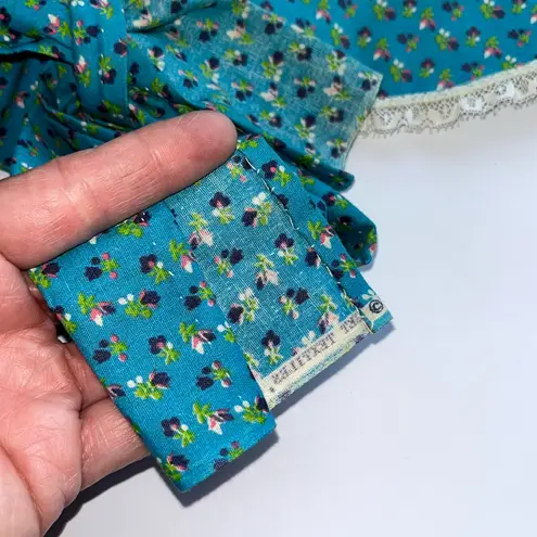 Vintage handmade Floral Bonnet with Ruffle Trim • farmhouse • prairie • cottage Blue