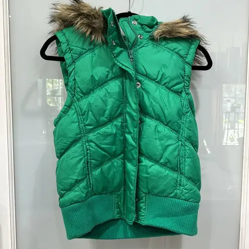 Aeropostale  Women's Green Faux Fur Winter Puffer Zip Up Vest Sz L