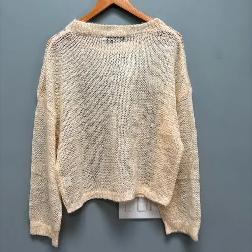 RUMORED Signature Pullover in Ivory Coast S/ M Size undefined